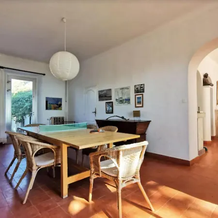 Beautiful With Garden And Sea View Apartment Saint Aygulf